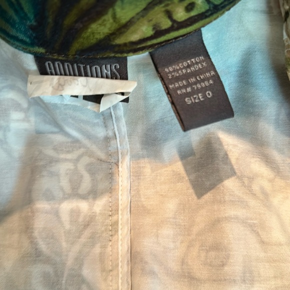 Chico’s Jacket, size 0 (4), EUC - Picture 3 of 9